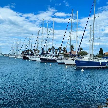Studio Cabine Au Calme, Vue Marina 아파트